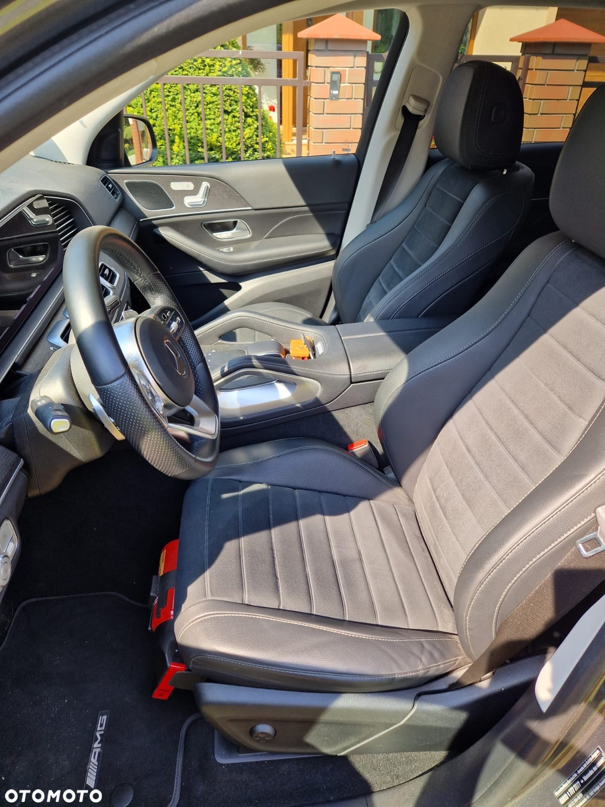 Mercedes-Benz GLE 300 d 4-Matic - 11