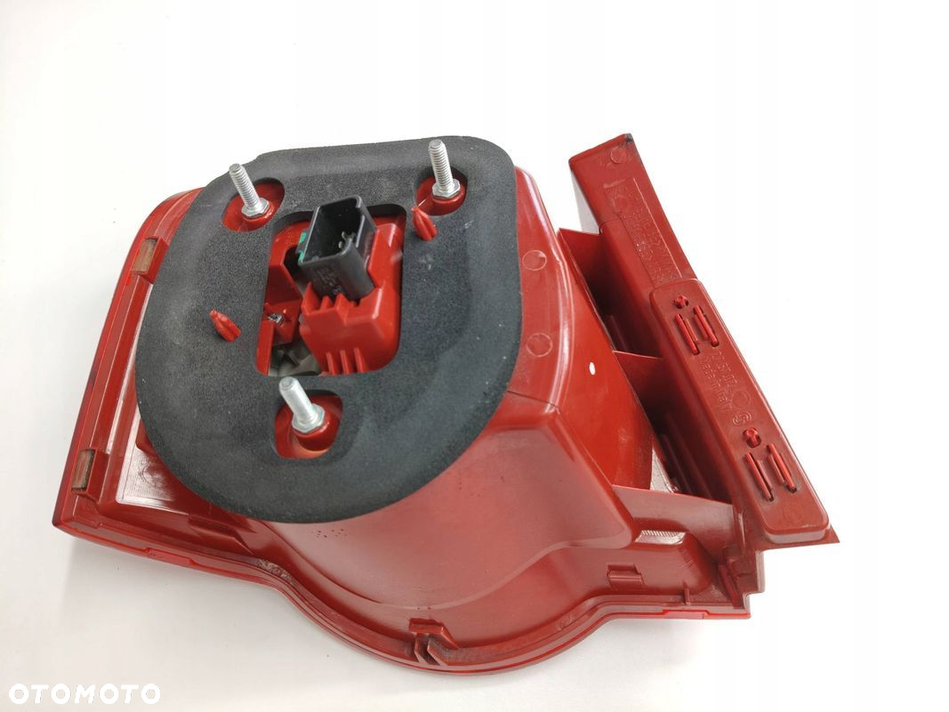 LAMPA PRAWY TYŁ PRAWA TYLNA Volkswagen PASSAT B6 3C5945096C - 4