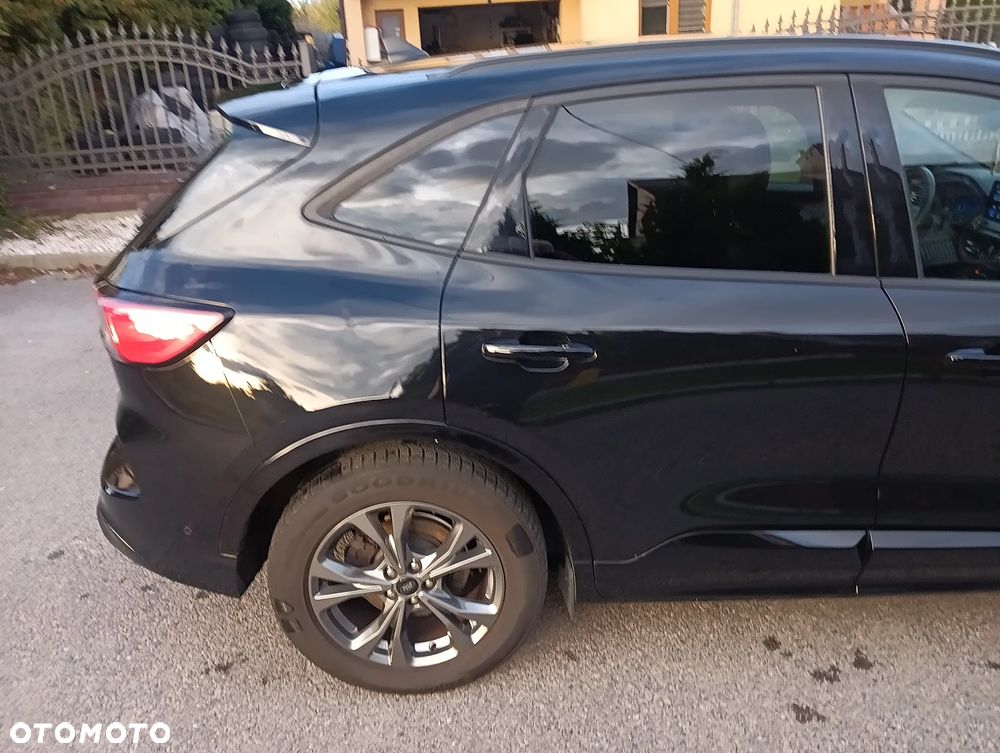 Ford Kuga 2.0 EcoBlue Hybrid ST-LINE X - 30