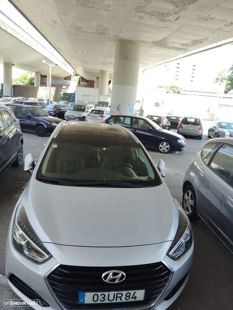 Hyundai i40 SW 1.7 CRDi Blue Comfort DCT - 17