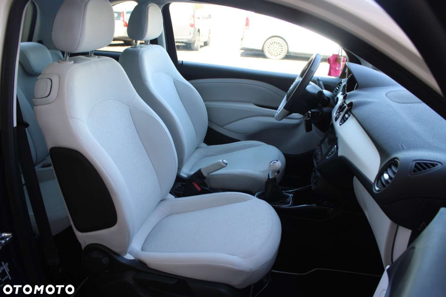 Opel Adam - 30