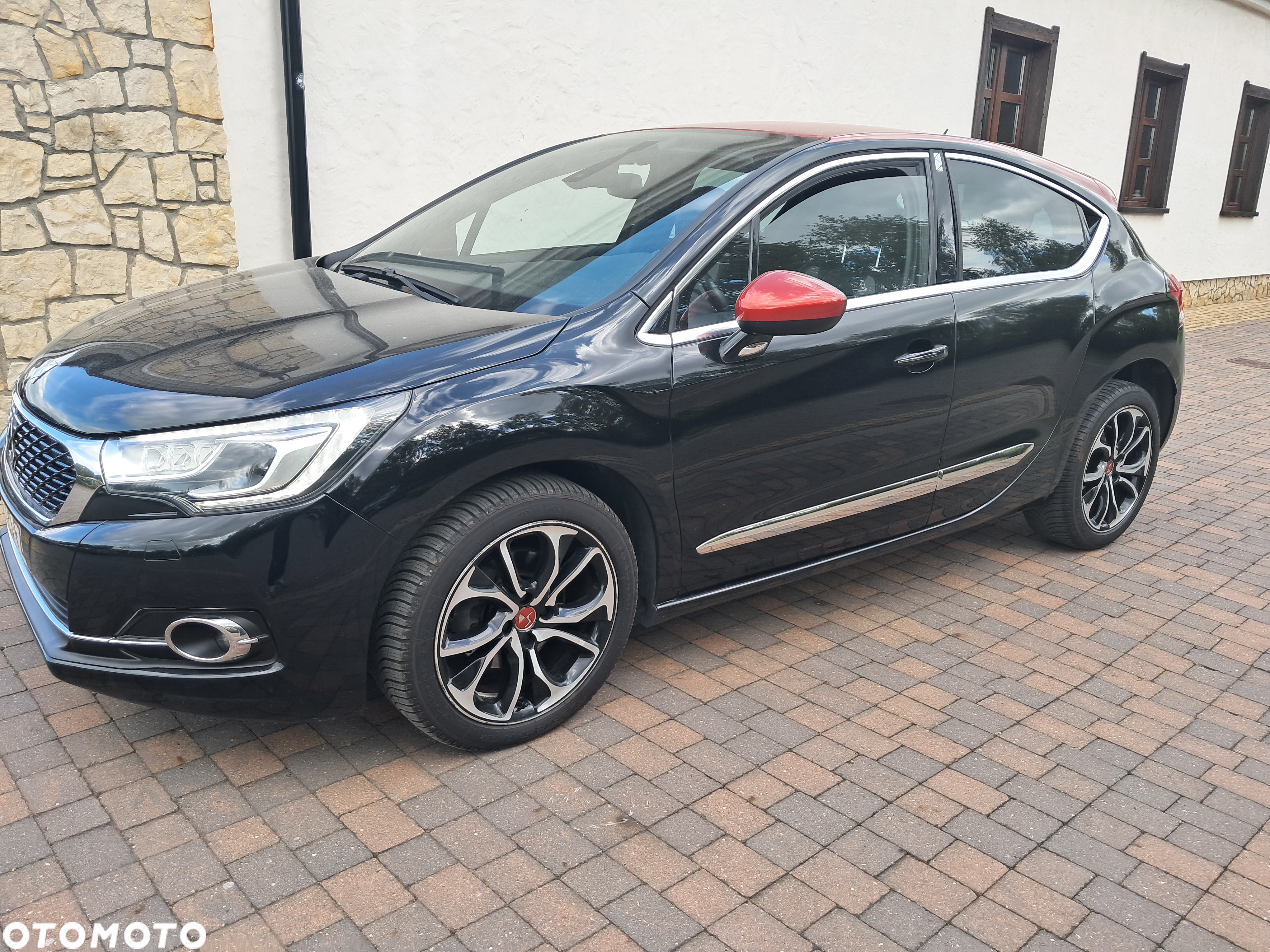 DS Automobiles DS 4 Crossback - 26