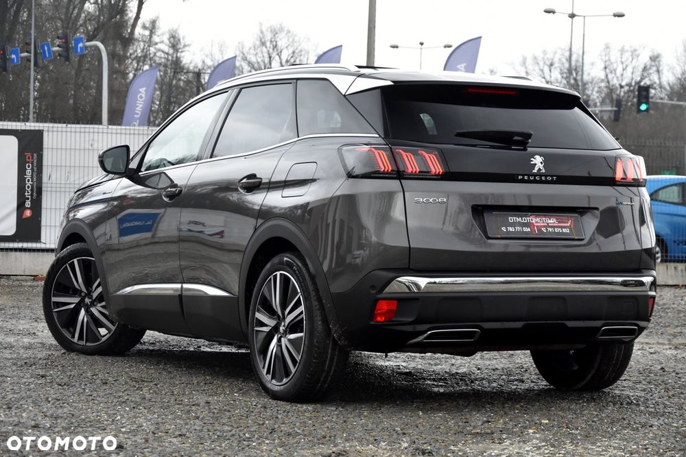 Peugeot 3008 1.6 PureTech HYbrid4 GT Line S&S EAT8 - 10