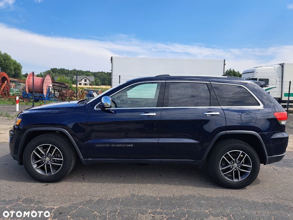Jeep Grand Cherokee - 8