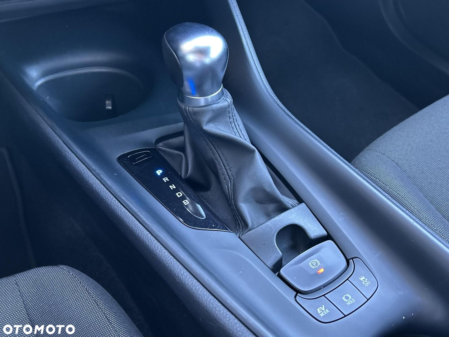 Toyota C-HR - 17