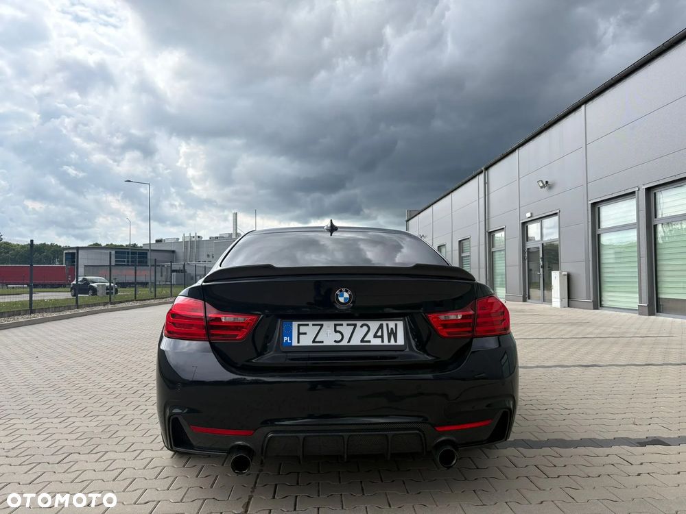 BMW Seria 4 435i M Sport - 10