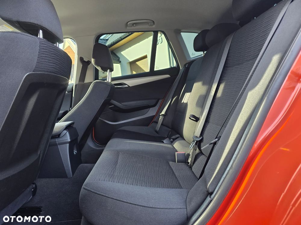 BMW X1 xDrive18d xLine - 31