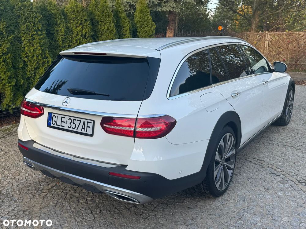 Mercedes-Benz Klasa E 350 d 4-Matic All-Terrain - 3