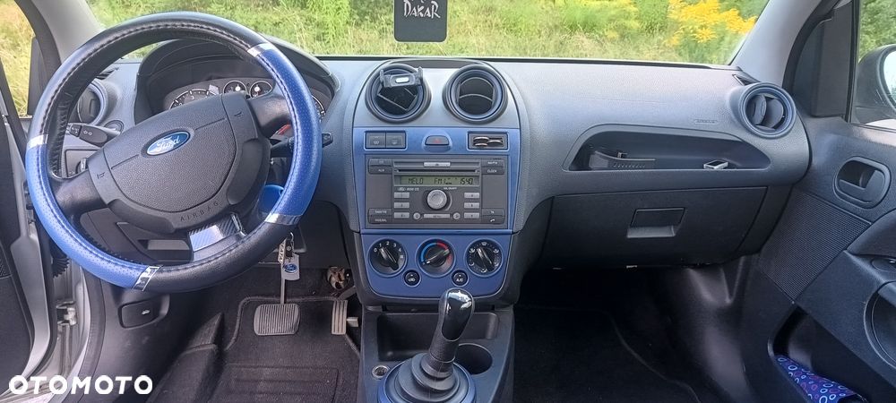 Ford Fiesta - 8