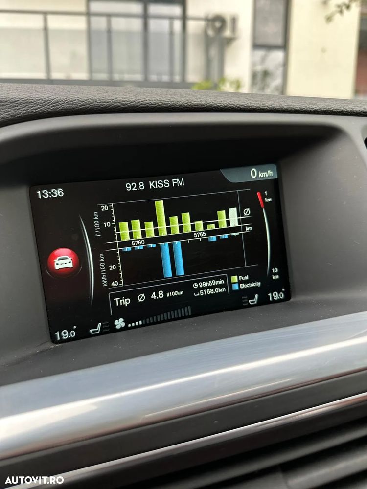 Volvo V60 D6 Plug-In-Hybrid AWD Geartronic Pure Limited - 27