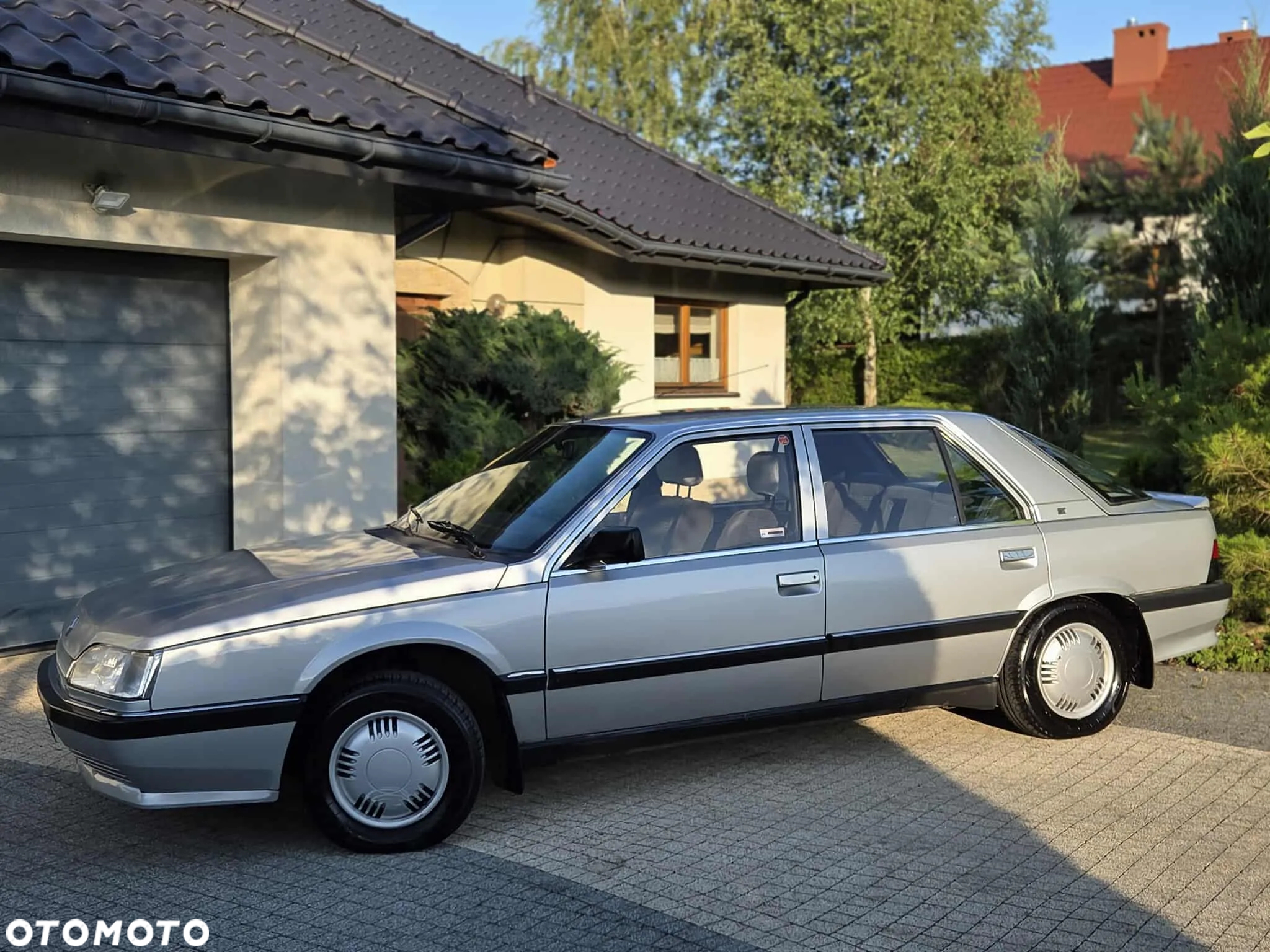 Renault 25 - 23