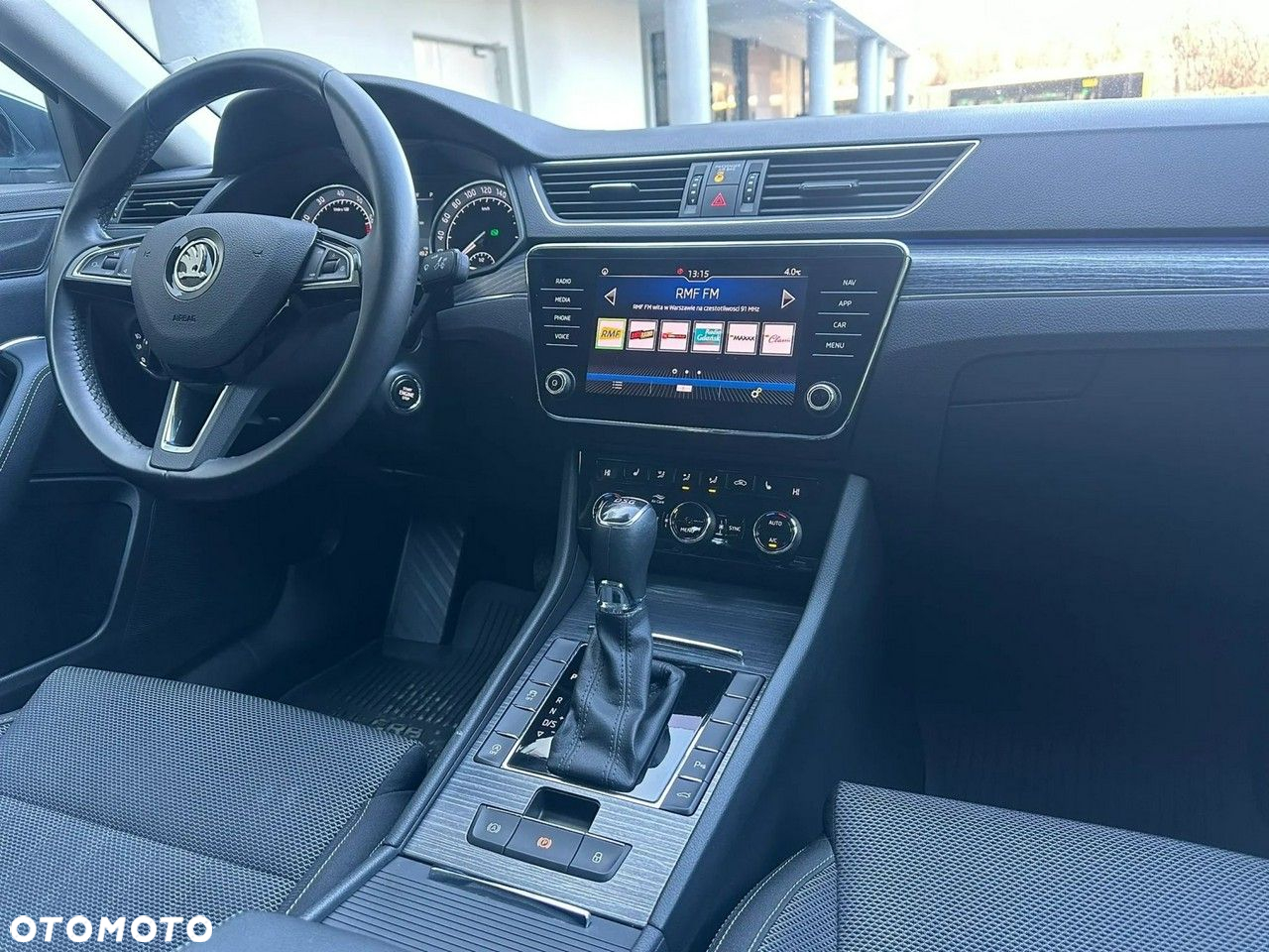 Skoda Superb 2.0 TSI Style DSG - 18