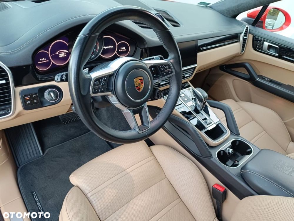 Porsche Cayenne - 28