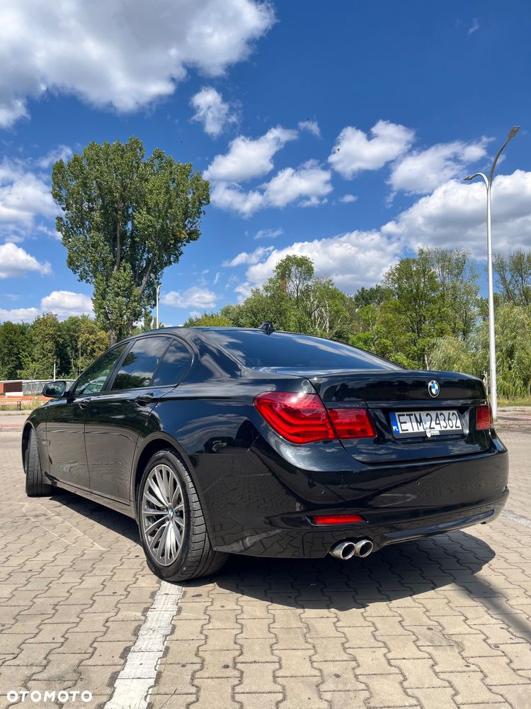 BMW Seria 7 730d - 8