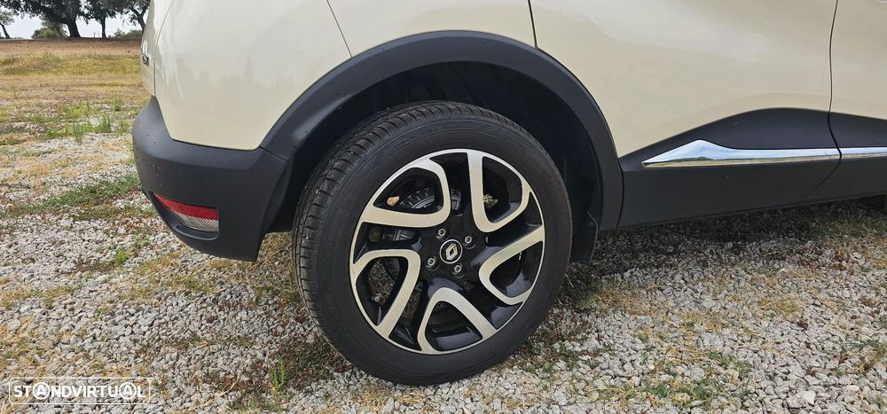 Renault Captur 1.5 dCi Exclusive - 16