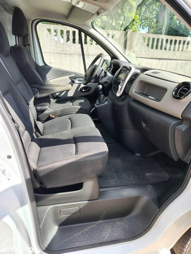 Renault Trafic - 8