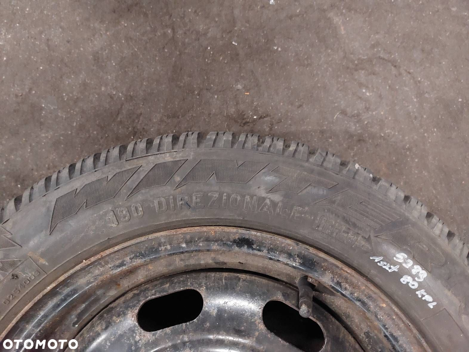 KOŁO FELGA OPONA ZAPAS 4X100 x14 FI54,1 175/60R14 2001R PIRELLI MAZDA - 3