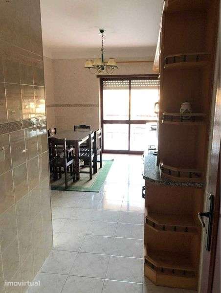 T3 com garagem para Arrendamento em Poiares – Santo André | Coimbra - Grande imagem: 3/8