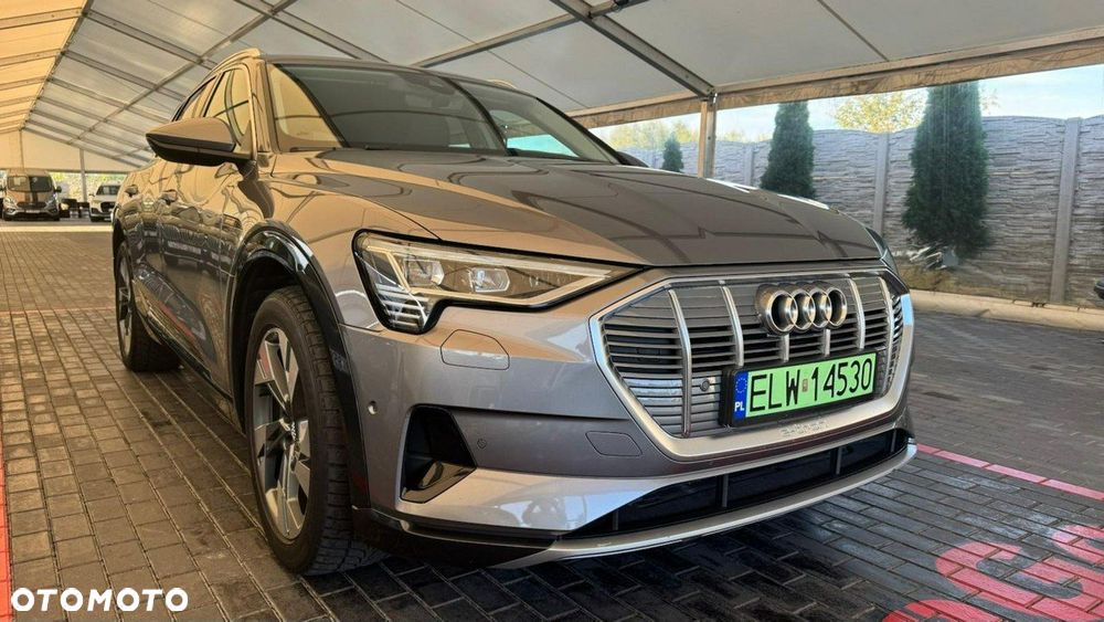 Audi e-tron - 6