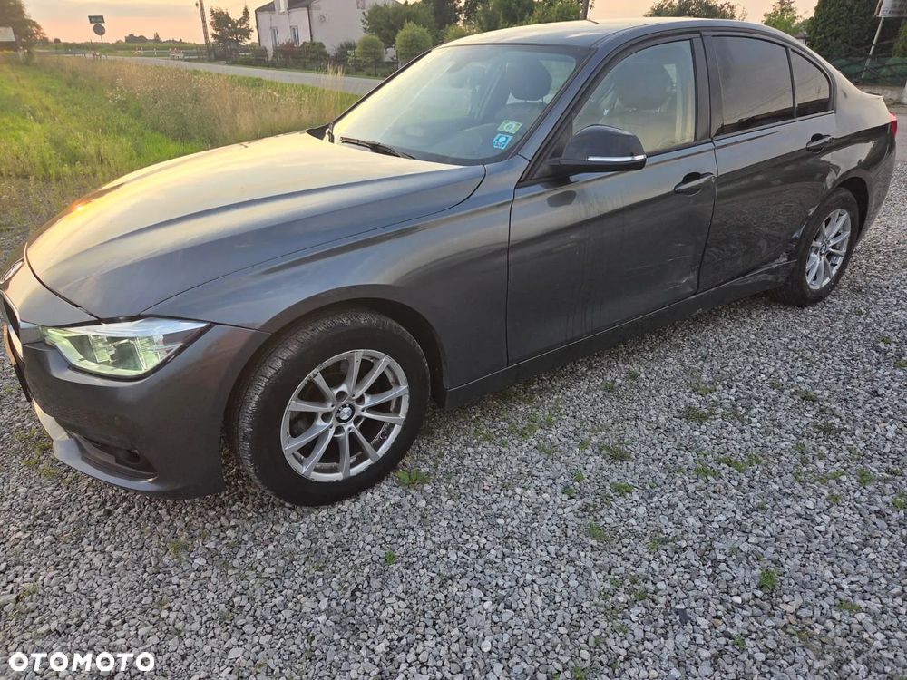BMW Seria 3 316d Luxury Line - 11