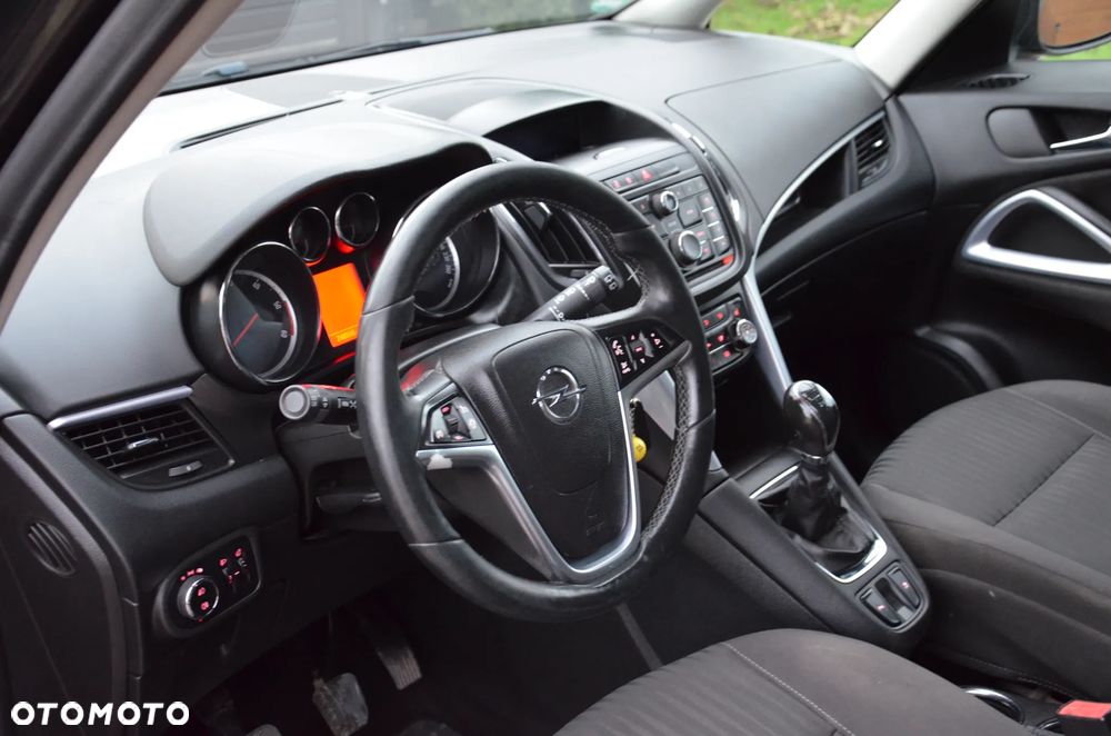 Opel Zafira Tourer 2.0 CDTI Edition - 24