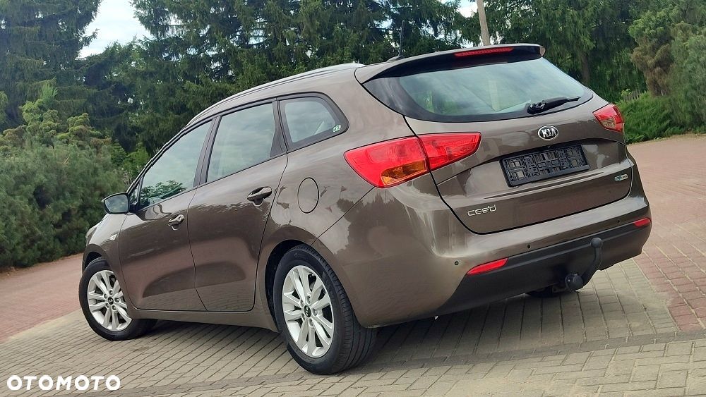 Kia Ceed 1.6 GDI Vision - 18