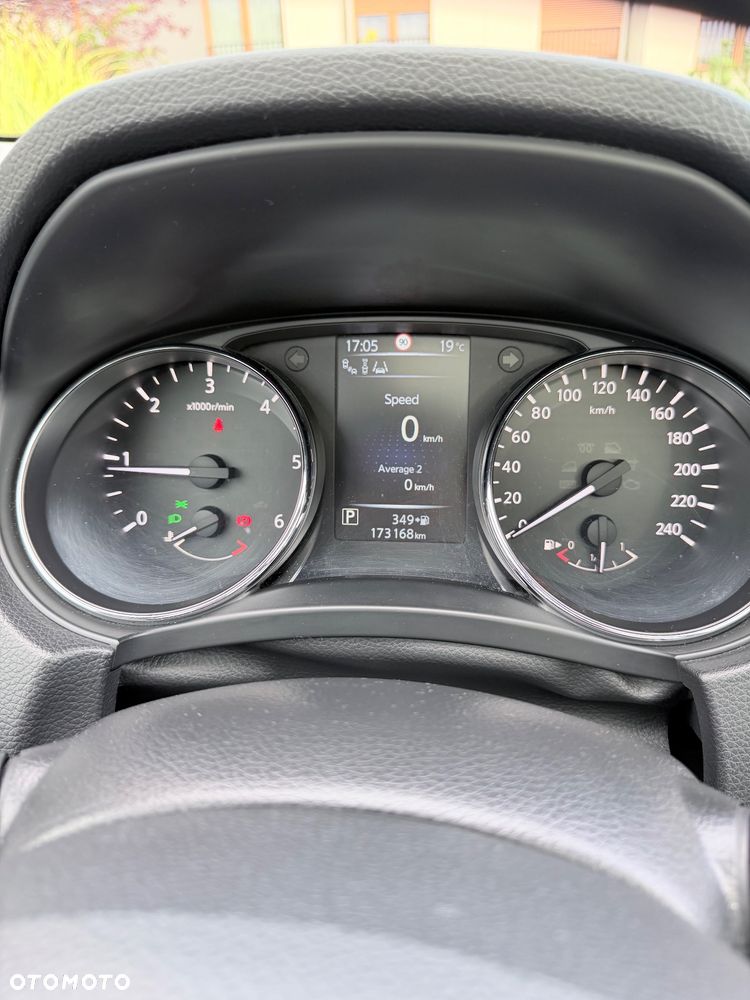 Nissan Qashqai 1.6 DCi Tekna Xtronic - 37