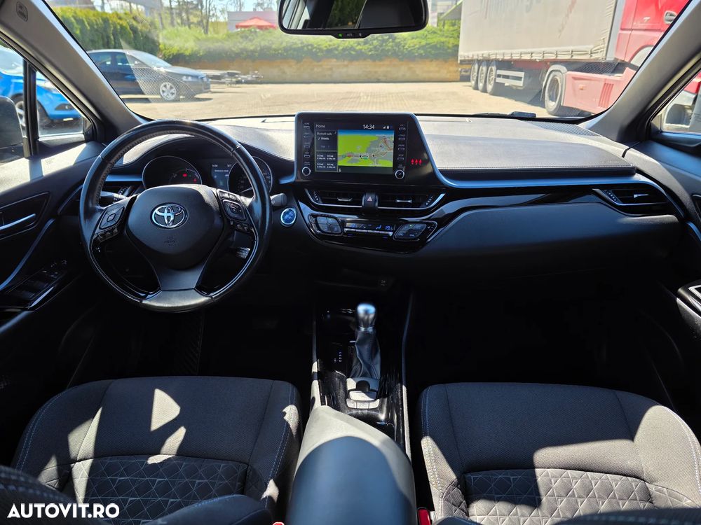 Toyota C-HR 2.0 Team Deutschland - 17