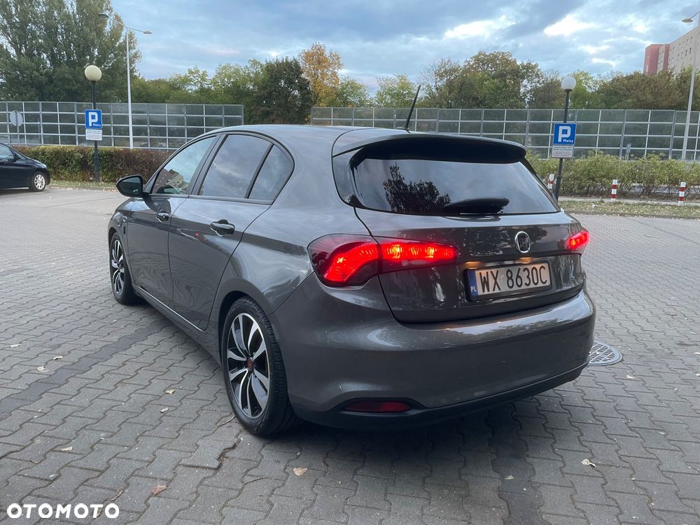 Fiat Tipo 1.4 T-Jet 16v Lounge EU6 - 4
