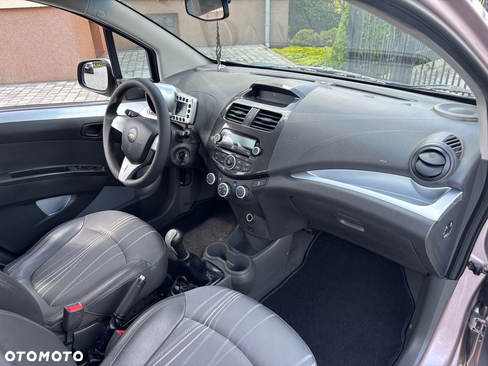 Chevrolet Spark 1.2 LT - 16