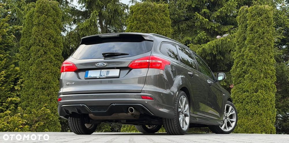 Ford Focus - 19