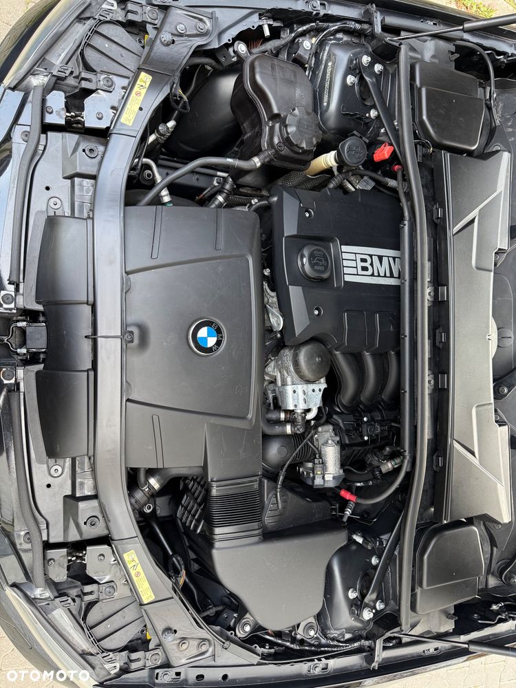 BMW Seria 3 320i - 16