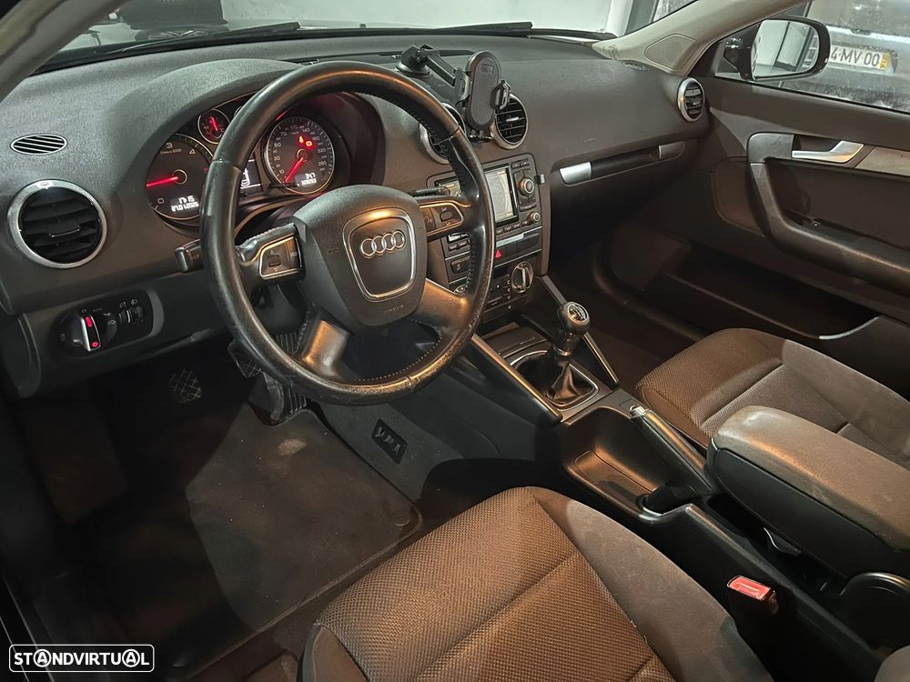 Audi A3 Sportback 1.6 TDI DPF Attraction - 11