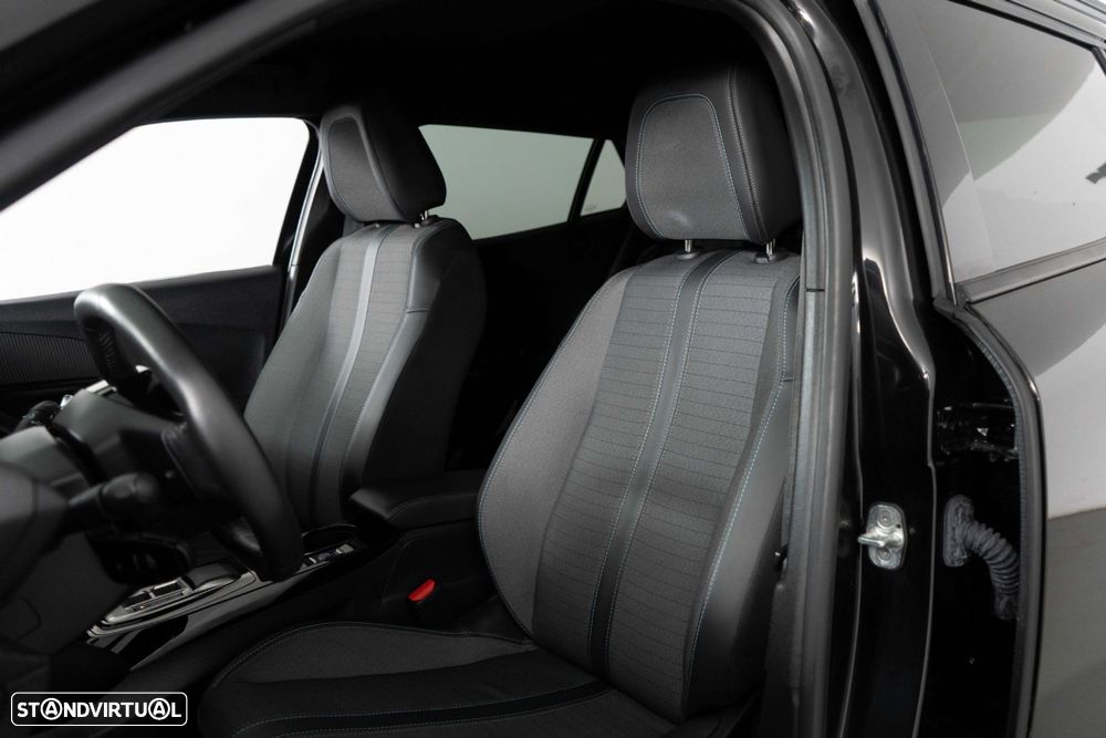 Peugeot e-2008 50 kWh Allure Pack - 9