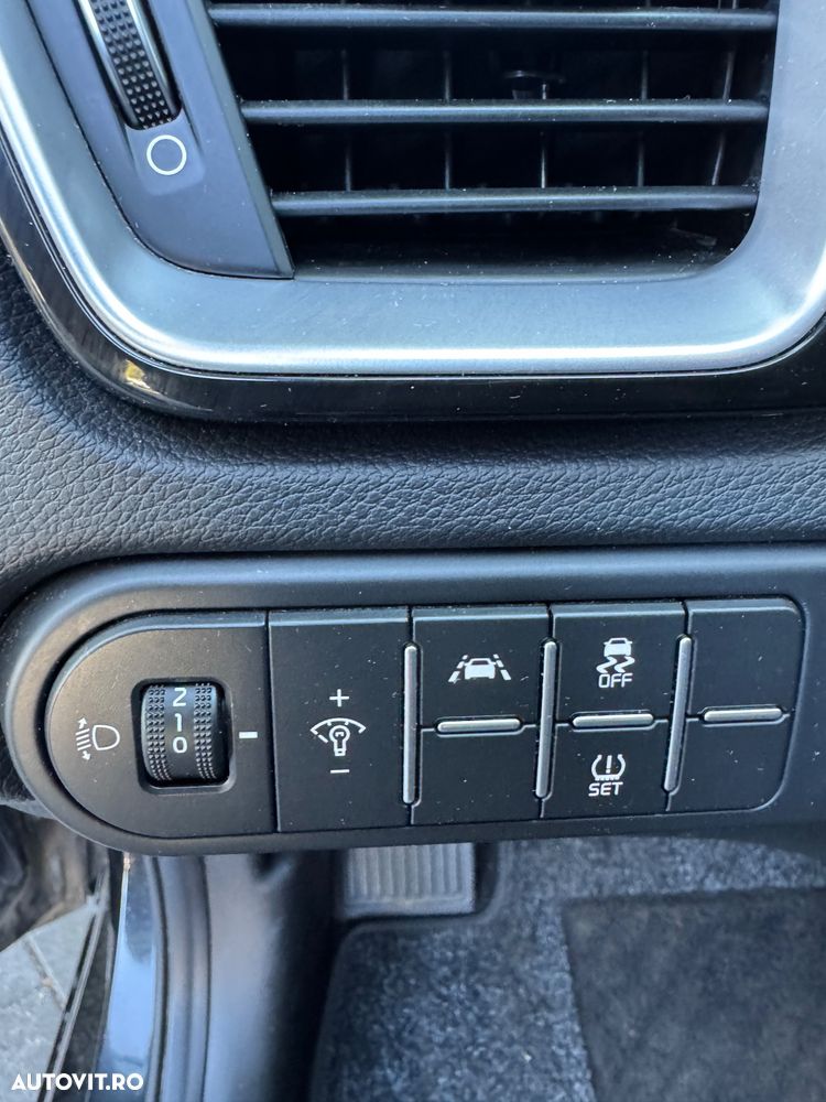 Kia Ceed 1.6 CRDi DCT Spirit - 7