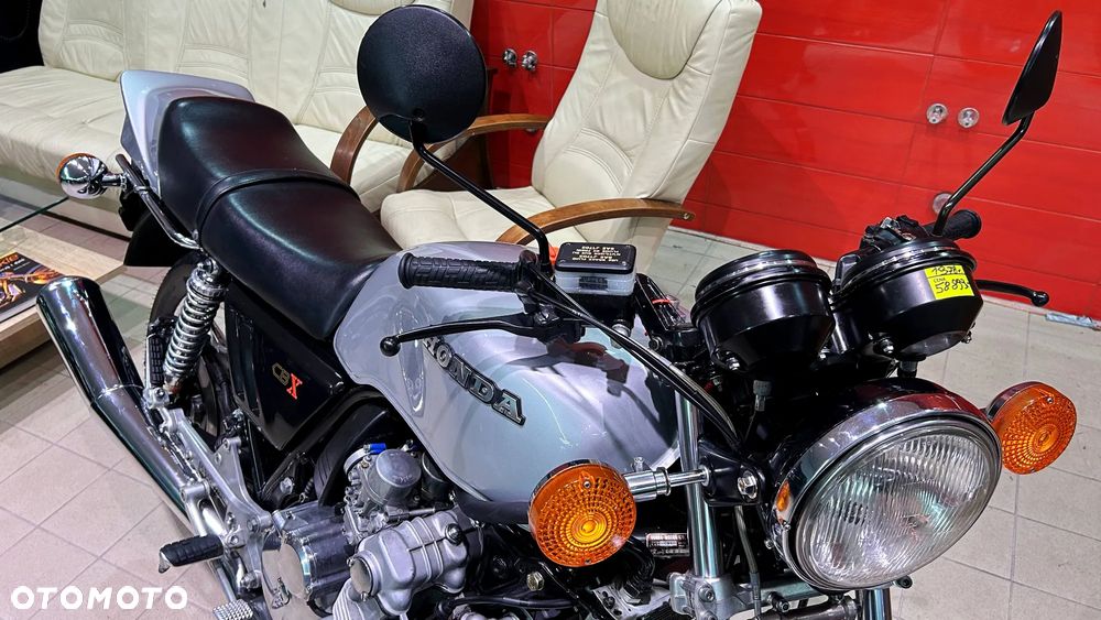 Honda CBX - 16