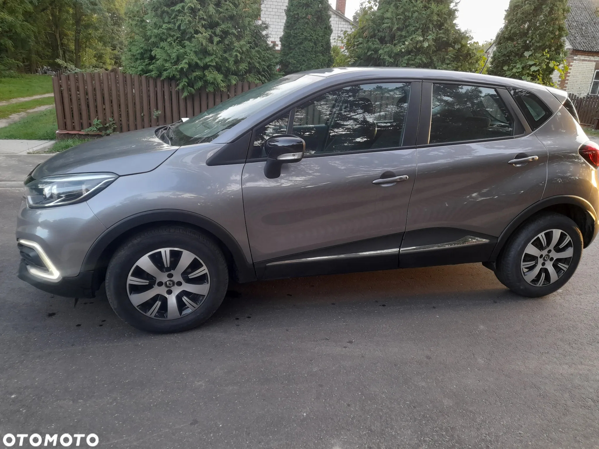 Renault Captur - 6