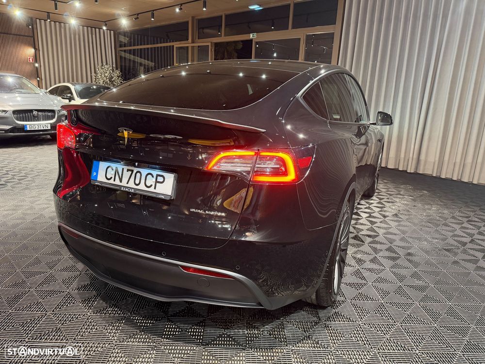 Tesla Model Y Long Range Dual Motor AWD - 7