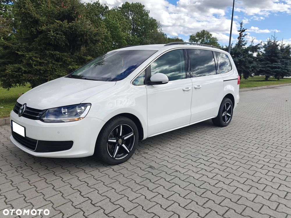 Volkswagen Sharan 2.0 TDI Comfortline DSG - 2