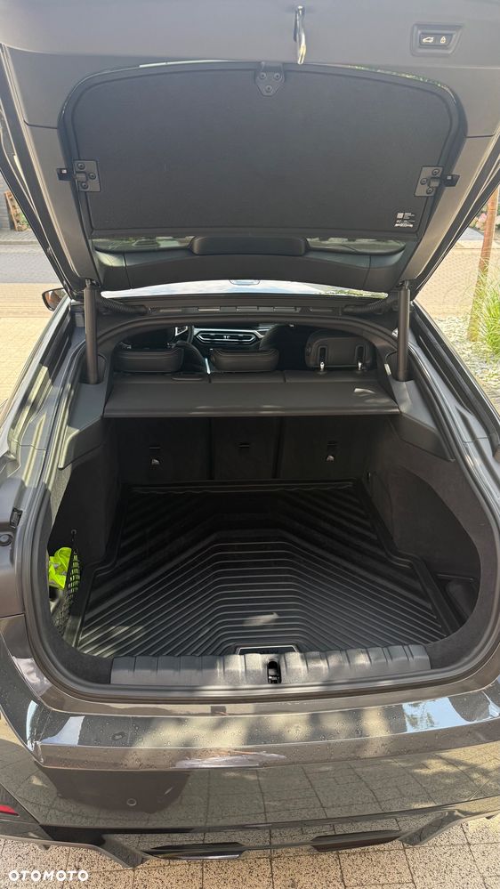 BMW i4 80.7kWh M50 - 17