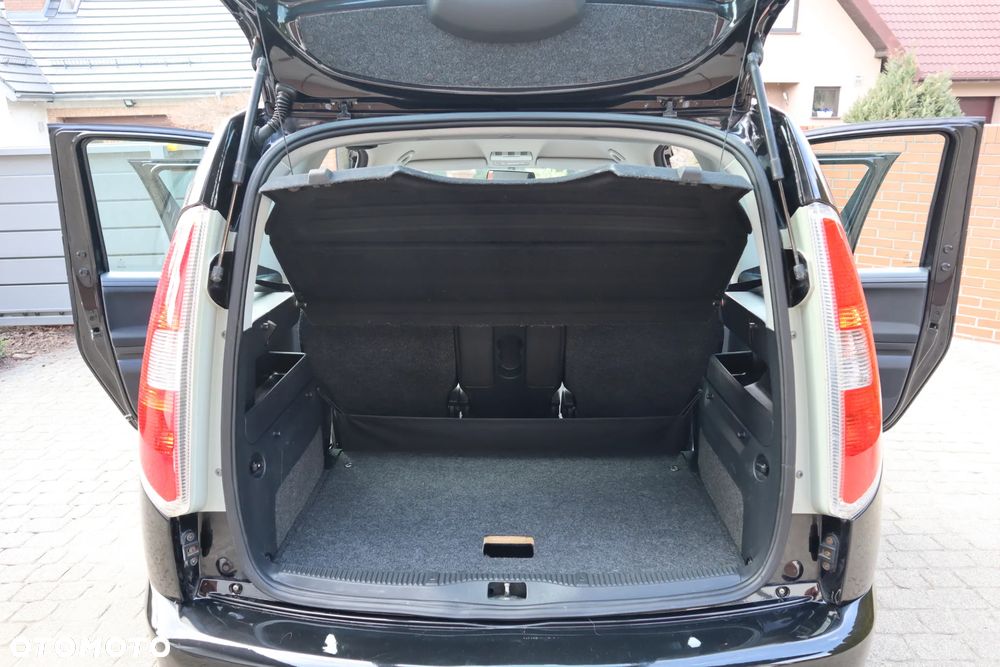 Skoda Roomster 1.6 16V Style - 14