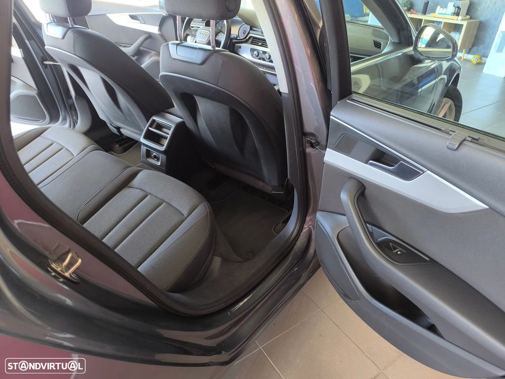 Audi A4 Avant 2.0 TDI Advance - 13