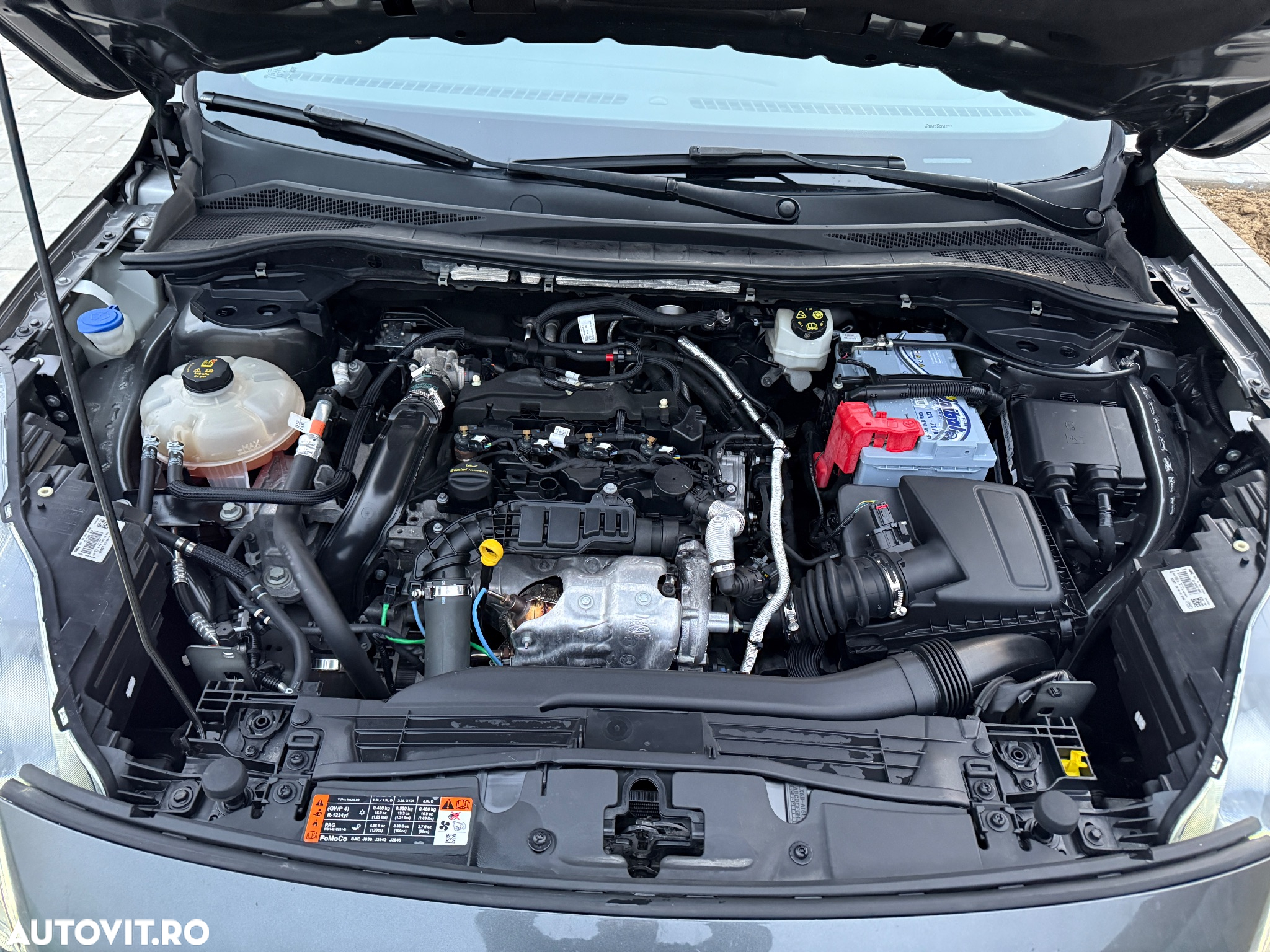 Ford Kuga 1.5 EcoBlue Aut. TITANIUM - 12