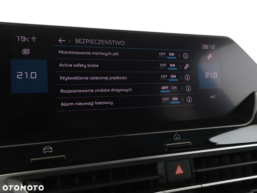 Citroën C4 PureTech 130 Stop&Start EAT8 PLUS - 29