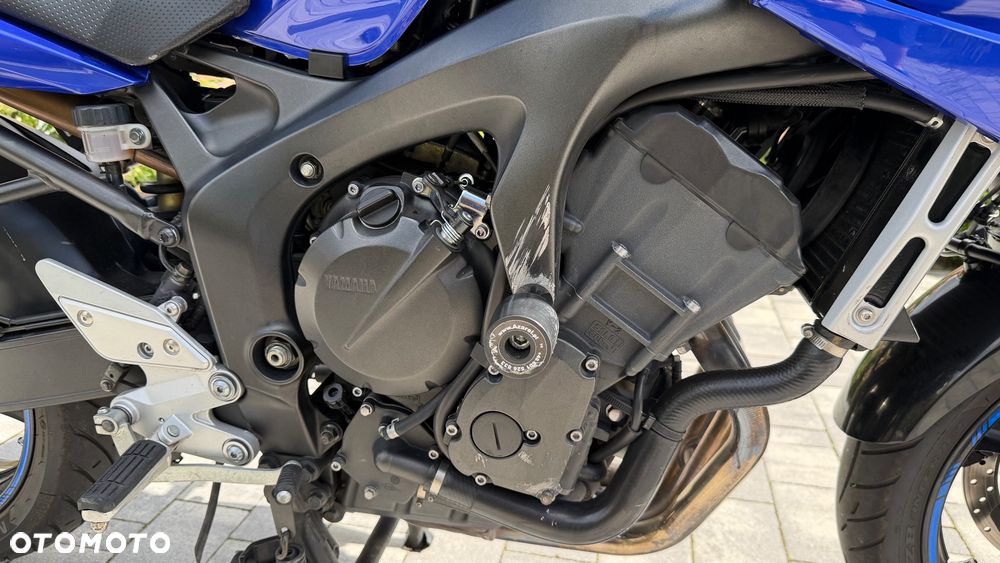 Yamaha FZ6 - 8