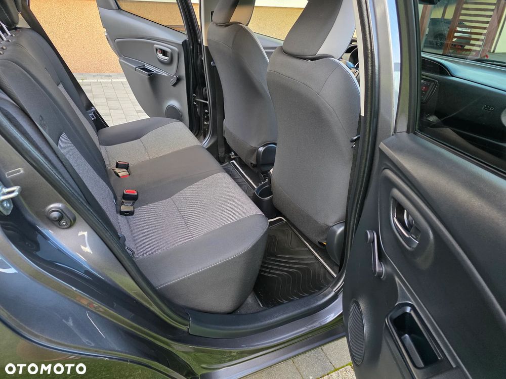 Toyota Yaris 1.5 20th Anniversary - 10