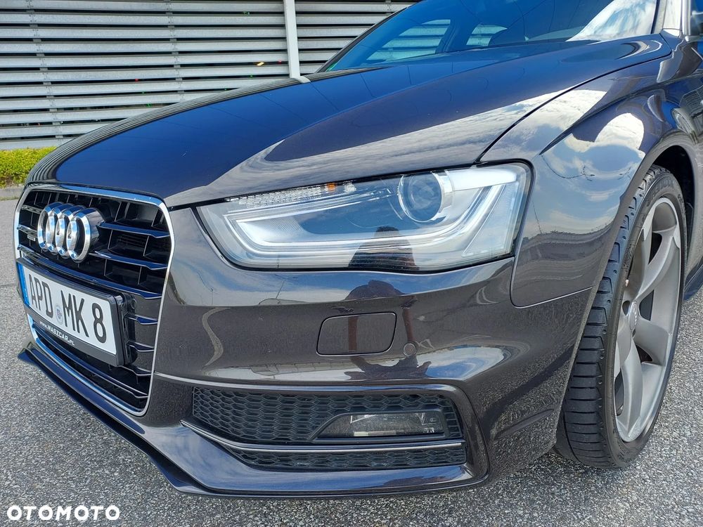 Audi A4 Avant 2.0 TDI DPF quattro S line Sportpaket - 13