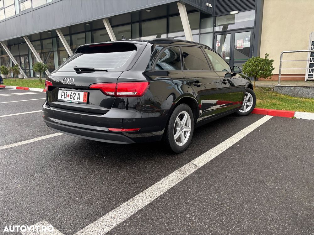 Audi A4 Avant 2.0 TDI Design - 4