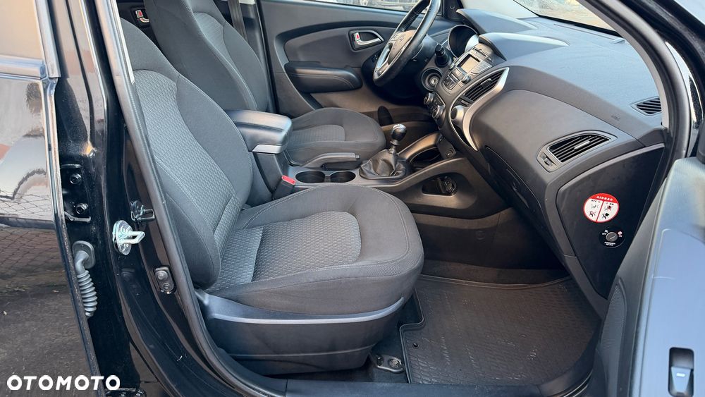 Hyundai ix35 1.7 CRDi 2WD blue Style - 18