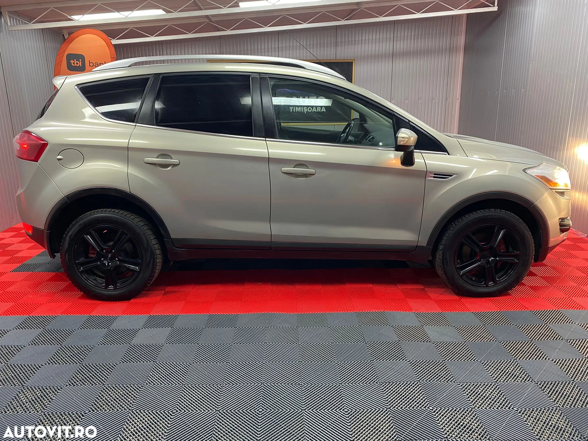 Ford Kuga - 22